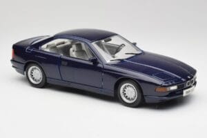BMW E31 850i Mauritius Blau Maisto 1:18 438813100299 Druckguss — Bild 6 von 8