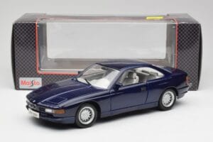 BMW E31 850i Mauritius Blau Maisto 1:18 438813100299 Druckguss — Bild 8 von 8