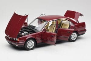 BMW 535i E34 Rot Minichamps 1:18 100024002 Druckguss — Bild 2 von 8