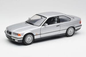 BMW 3 Series E36 Coupe Silber UT Models 1:18 180023321 Druckguss