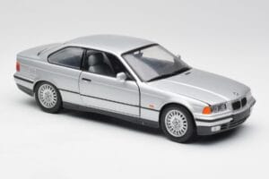 BMW 3 Series E36 Coupe Silber UT Models 1:18 180023321 Druckguss — Bild 6 von 8