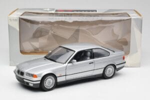 BMW 3 Series E36 Coupe Silber UT Models 1:18 180023321 Druckguss — Bild 8 von 8