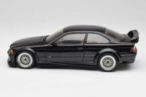 BMW E36 M3 GTR Street Cosmos Schwarz UT Models 1:18 20481 Druckguss — Bild 4 von 8