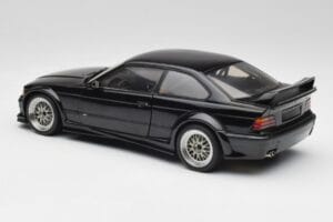 BMW E36 M3 GTR Street Cosmos Schwarz UT Models 1:18 20481 Druckguss — Bild 6 von 8