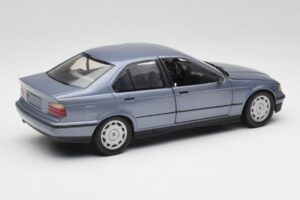 BMW 3-Series E36 Avus Blau UT Models 1:18 180023300 Druckguss — Bild 3 von 8