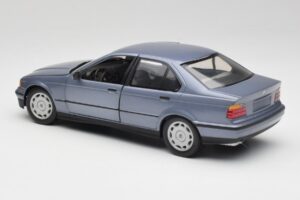 BMW 3-Series E36 Avus Blau UT Models 1:18 180023300 Druckguss — Bild 7 von 8