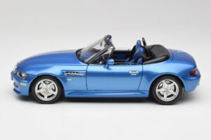 BMW Z3 E36 M Roadster Estoril Blue Bburago 1:18 3349-M1 Druckguss — Bild 4 von 8