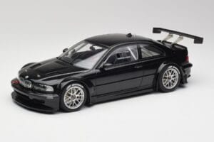 BMW M3 GTR E46 Plain Body Jet Schwarz AUTOart 1:18 80447 Druckguss