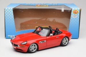 BMW Z8 E52 Rot Bburago 1:18 Z8001 Druckguss — Bild 8 von 8