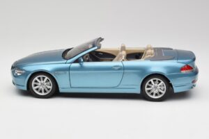 BMW 6 E64 Cabriolet Hellblau Kyosho 1:18 80430153440 Druckguss — Bild 4 von 8