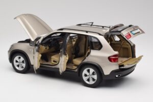 BMW X5 E70 4.8i Platinum Bronze Metallic Kyosho 1:18 80430413413 Druckguss — Bild 5 von 8