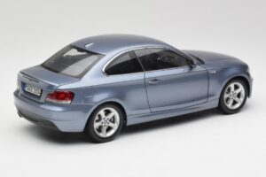 BMW 1 E82 Coupe Blau Kyosho 1:18 80430427065 Druckguss — Bild 3 von 8