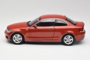 BMW 1 E82 Coupe Orange Kyosho 1:18 80430427064 Druckguss — Bild 4 von 8