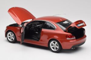 BMW 1 E82 Coupe Orange Kyosho 1:18 80430427064 Druckguss — Bild 5 von 8