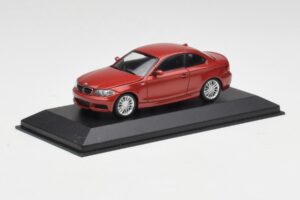 BMW 1M E82 Orange Minichamps 1:43 413020023 Druckguss — Bild 2 von 5
