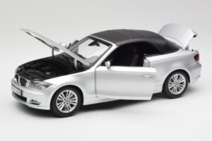 BMW 135i E88 Cabriolet Titan Silber Kyosho 1:18 80430427021 Druckguss — Bild 2 von 8