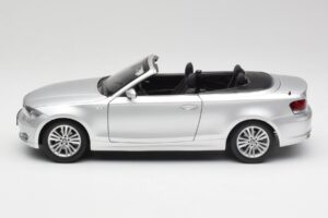 BMW 135i E88 Cabriolet Titan Silber Kyosho 1:18 80430427021 Druckguss — Bild 4 von 8