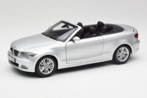 BMW 135i E88 Cabriolet Titan Silber Kyosho 1:18 80430427021 Druckguss