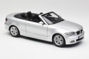 BMW 135i E88 Cabriolet Titan Silber Kyosho 1:18 80430427021 Druckguss — Bild 6 von 8