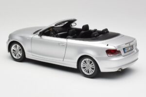 BMW 135i E88 Cabriolet Titan Silber Kyosho 1:18 80430427021 Druckguss — Bild 7 von 8