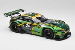 BMW Z4 E89 GT3 #24 Saudi Falcons K. Al Faisal / A. Binladen Dubai 24 Hours 2013 Minichamps 1:18 151132324 Druckguss — Bild 4 von 6