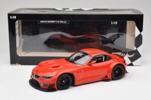 BMW Z4 E89 GT3 Rot Minichamps 1:18 151122300 Druckguss — Bild 6 von 6