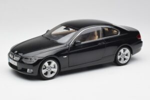 BMW 3 E92 Coupe Schwarz Kyosho 1:18 80430407222 Druckguss