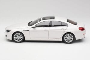 BMW 6 F06 Gran Coupe Mineral Weiß Paragon 1:18 80432218741 Druckguss — Bild 4 von 8
