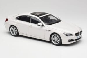 BMW 6 F06 Gran Coupe Mineral Weiß Paragon 1:18 80432218741 Druckguss — Bild 6 von 8