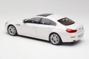 BMW 6 F06 Gran Coupe Mineral Weiß Paragon 1:18 80432218741 Druckguss — Bild 7 von 8