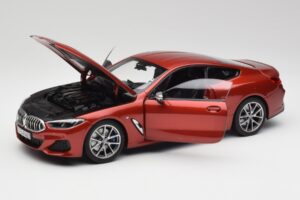 BMW M850i G15 Orange Metallic Norev 1:18 183285 Druckguss — Bild 2 von 8