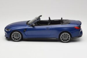 BMW M4 G82 Cabriolet Frozen Portimao Blue Minichamps 1:18 155021030 Druckguss — Bild 3 von 6