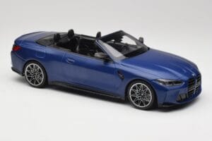 BMW M4 G82 Cabriolet Frozen Portimao Blue Minichamps 1:18 155021030 Druckguss — Bild 4 von 6