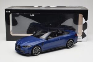 BMW M4 G82 Cabriolet Frozen Portimao Blue Minichamps 1:18 155021030 Druckguss — Bild 6 von 6