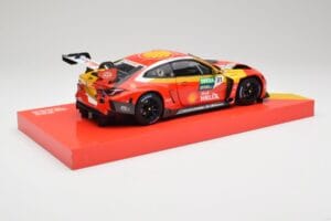 BMW M4 GT3 G82 #31 S. van der Linde Team Schubert DTM Champion 2022 Minichamps 1:18 113222331 Druckguss — Bild 3 von 8