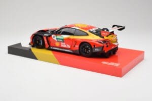 BMW M4 GT3 G82 #31 S. van der Linde Team Schubert DTM Champion 2022 Minichamps 1:18 113222331 Druckguss — Bild 7 von 8