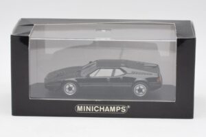 BMW M1 Schwarz Minichamps 1:43 940025021 Druckguss — Bild 4 von 4