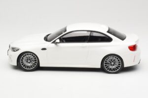 BMW M2 Competition F87 Weiß Minichamps 1:18 155028000 Druckguss — Bild 3 von 6