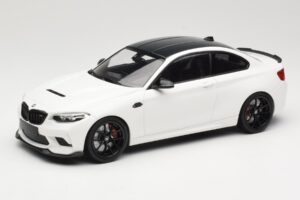 BMW M2 CS F87 Weiß mit schwarzen Felgen Minichamps 1:18 155021025 Druckguss