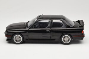 BMW M3 E30 Sport Evo Schwarz Solido 1:18 S1801501 Druckguss — Bild 4 von 8