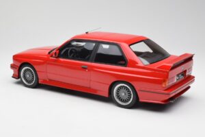 BMW M3 E30 Sport Evolution Rot Otto 1:12 G033 Resin — Bild 5 von 6