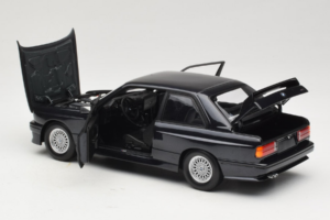 BMW M3 E30 Sport Evolution Blue Metallic Minichamps 1:18 180020308 Druckguss — Bild 5 von 8