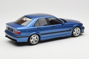 BMW M3 E36 Limousine Blau Otto 1:18 OT1082 Resin — Bild 2 von 6