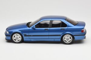 BMW M3 E36 Limousine Blau Otto 1:18 OT1082 Resin — Bild 3 von 6