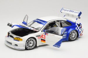 BMW M3 E46 GTR #24 D. Muller / J. Muller / H.-J. Stuck ALMS 2001 Minichamps 1:18 80430139184 Druckguss — Bild 2 von 8