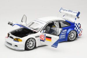 BMW M3 E46 GTR #42 J. Lehto / J. Muller ELMS 2001 Minichamps 1:18 100012192 Druckguss — Bild 2 von 8