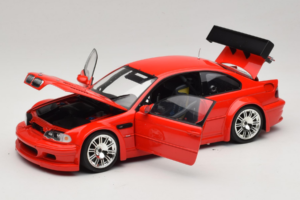 BMW M3 E46 GTR Street Rot Minichamps 1:18 100012101 Druckguss — Bild 2 von 8