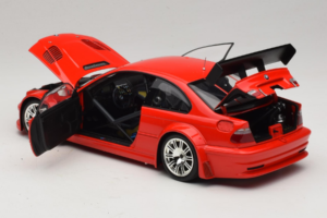 BMW M3 E46 GTR Street Rot Minichamps 1:18 100012101 Druckguss — Bild 5 von 8
