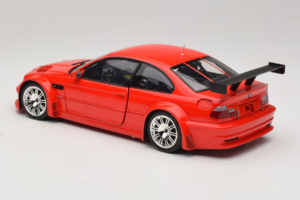 BMW M3 E46 GTR Street Rot Minichamps 1:18 100012101 Druckguss — Bild 7 von 8