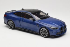 BMW M4 G82 Blau Metallic Minichamps 1:18 113020123 Druckguss — Bild 6 von 8